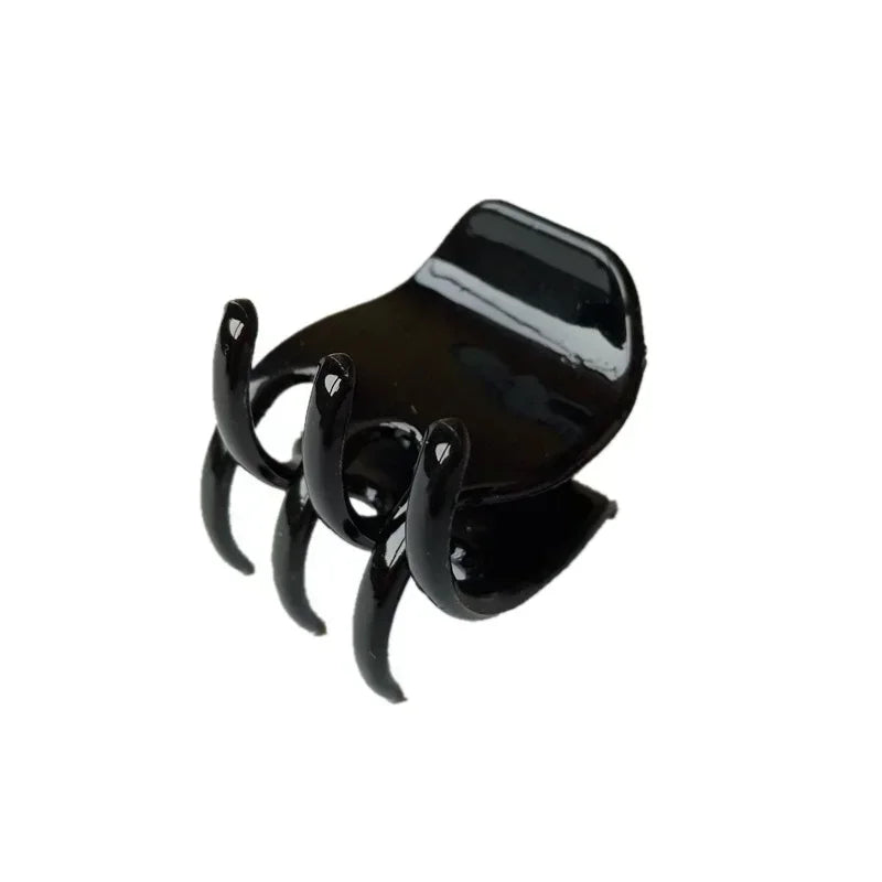 5 Pack Hair Claw Clips 1.3 Inch Multicolor Medium Size Claws Hair Jaw Clip for Women Classic Style Claw Clip